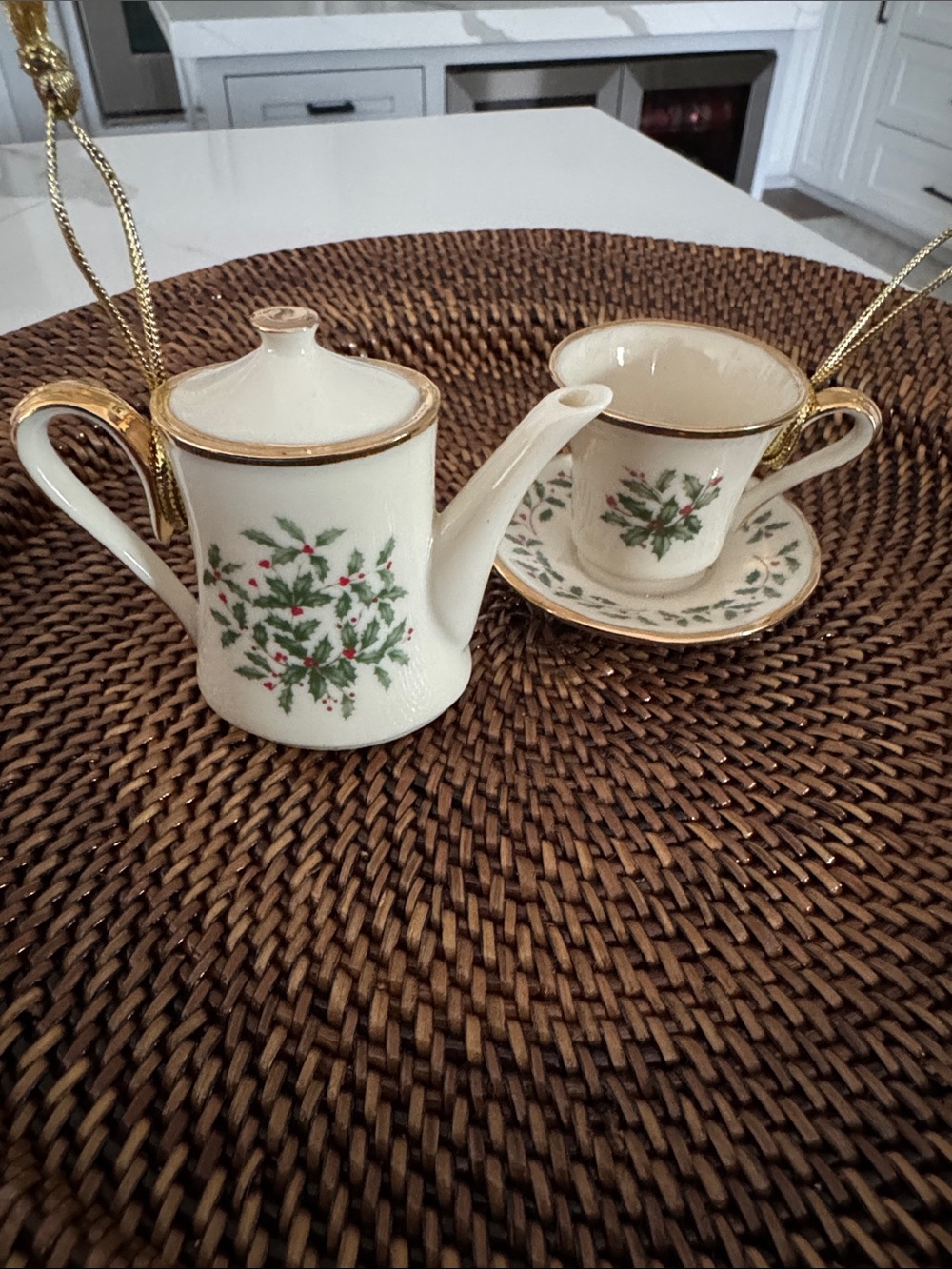 Lenox Lot Of 2 Ornaments Holly & Berries Teapot & Holiday Cup & Saucer
